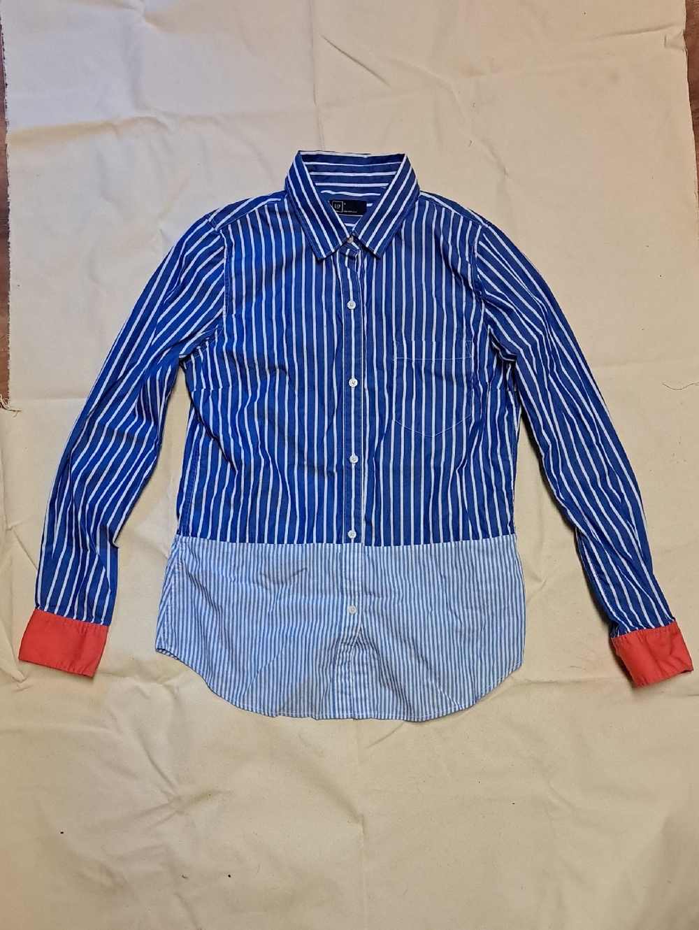 GAP Blue & White Vertical Stripe 100% Cotton Button-Down with Red Cuffs - Size S